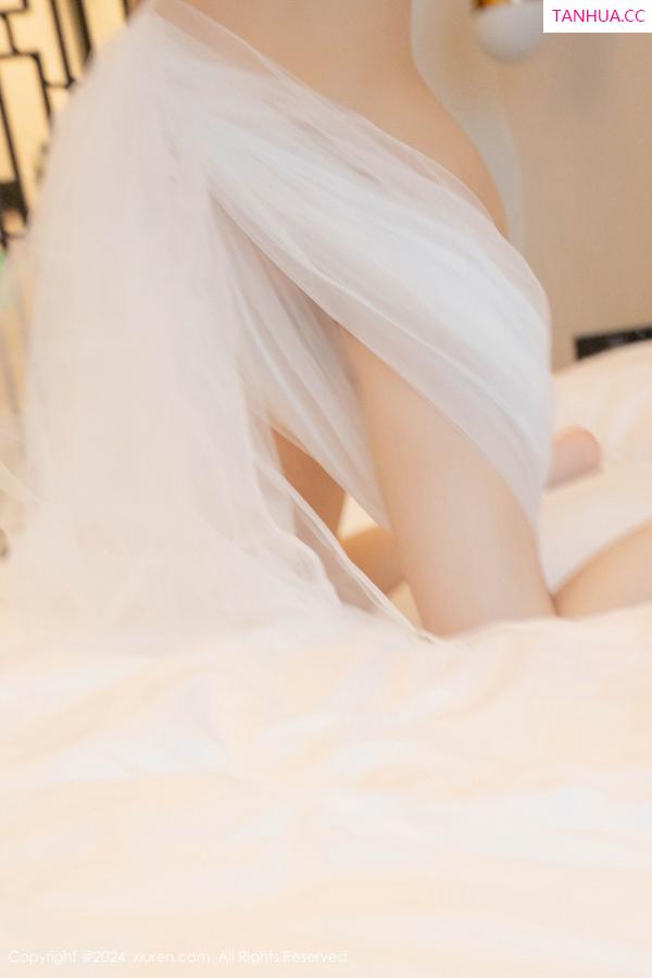   [XiuRen]高清写真图 2024.10.21 No.9318 白芷yy 性感美腿第69张图片